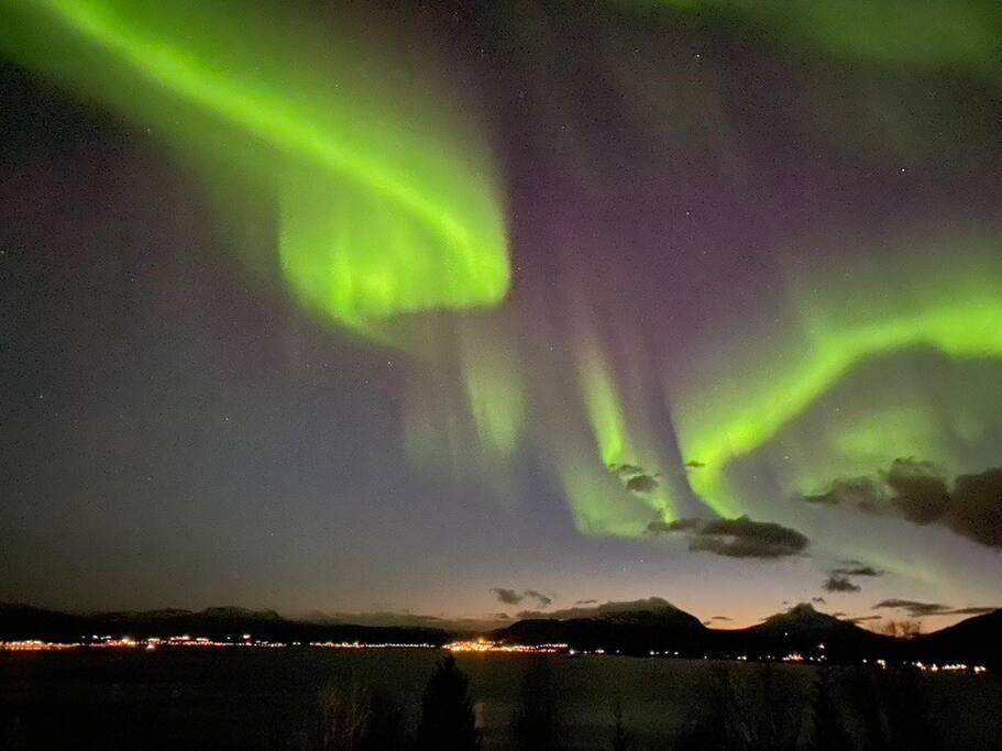 Leilighet Med Nydelig Utsikt Tromsø Exteriér fotografie